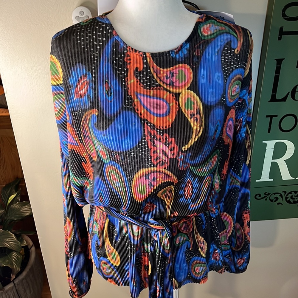 NWT ZARA blouse Size M